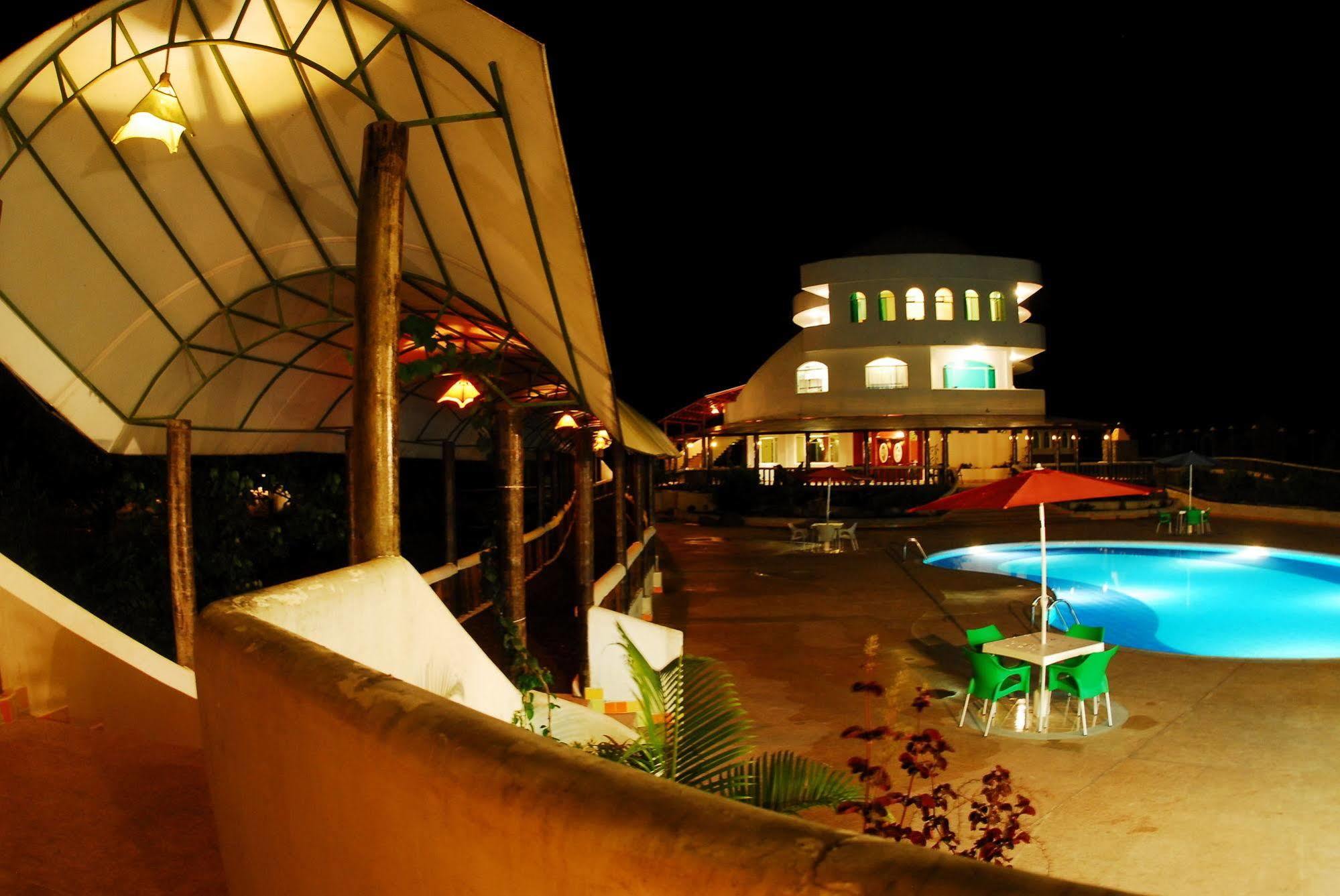 Hacienda Rio Blanco Hotel San Miguel de los Bancos Buitenkant foto
