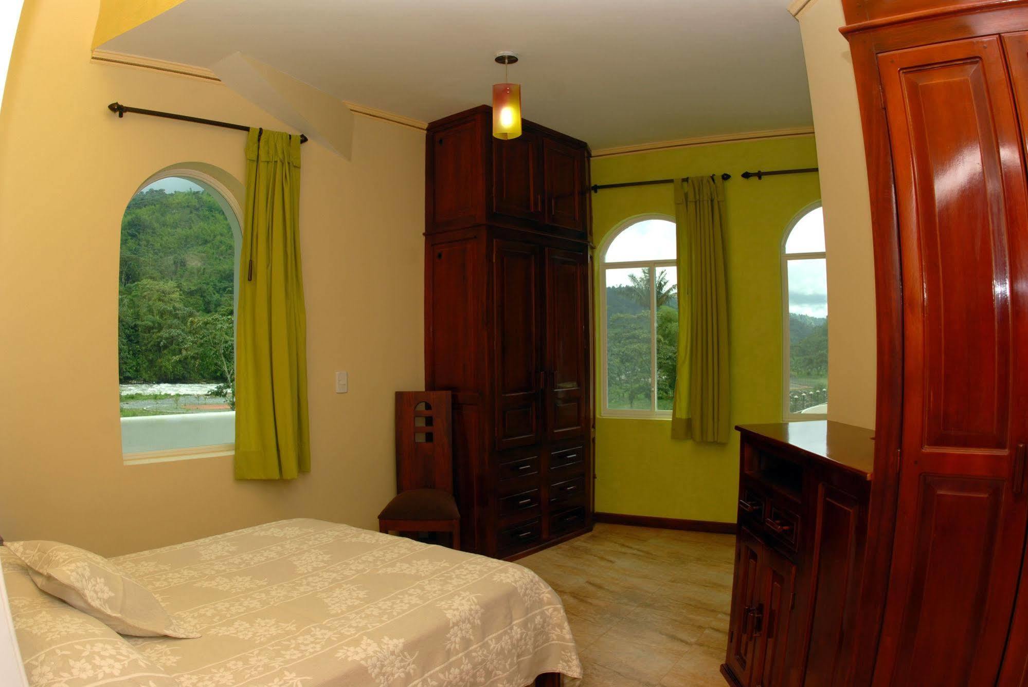 Hacienda Rio Blanco Hotel San Miguel de los Bancos Buitenkant foto
